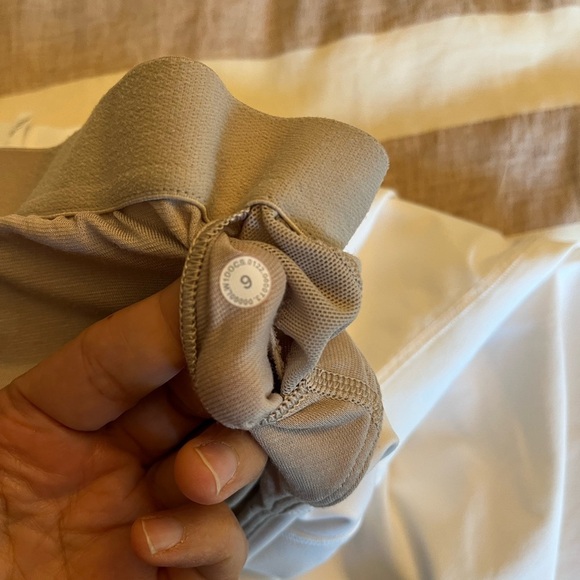 Lululemon "2022" Court Crush Dress
White Size 6 Tennis, Golfing, activewear - Picture 13 of 16